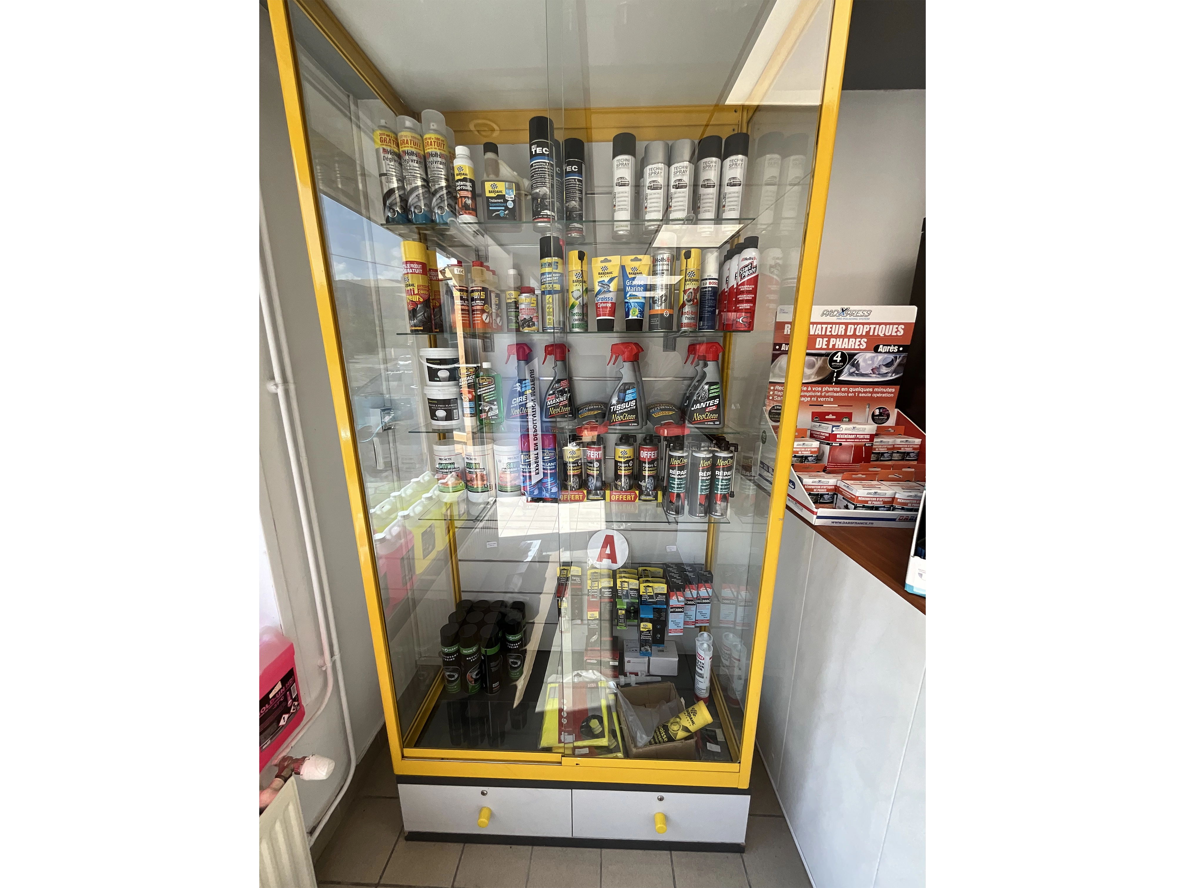 Outillage et produits d’entretien - Pièces Auto Pont-de-Roide